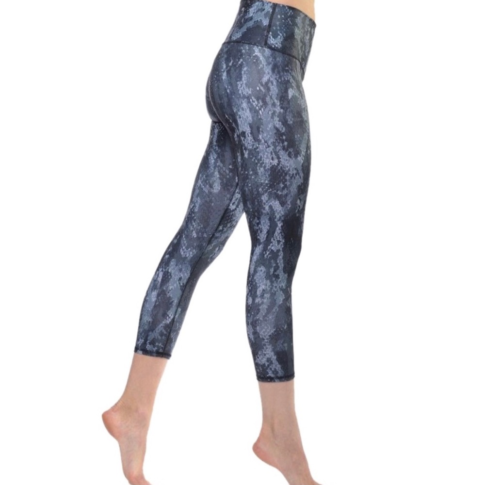 ALO YOGA Black Python Airbrush High Waisted Leggin - Picture 1 of 14